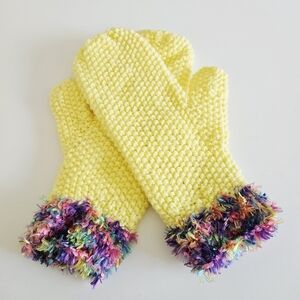 Handmade Knit Pastel Yellow Bobble Knit Women's Winter Mittens Gloves
